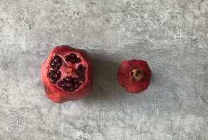 Remove the pomegranate crown