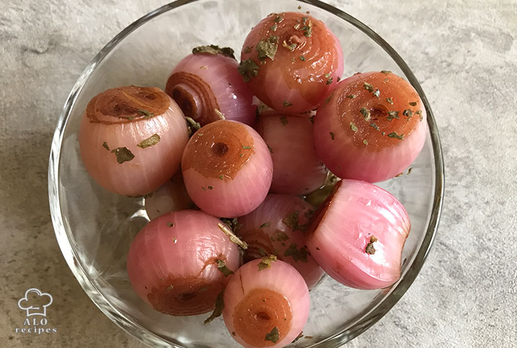 Persian Pickled Onions